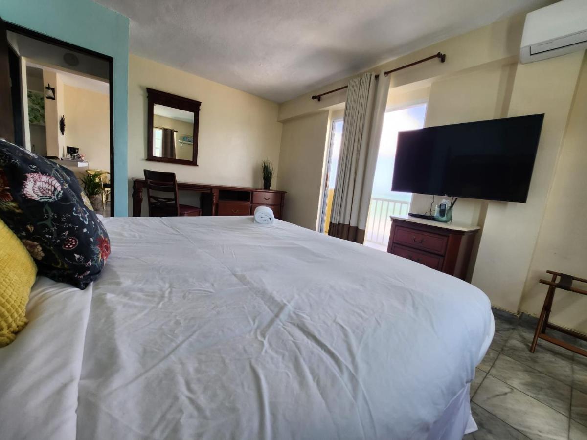 Selva Boutique Hotel - Luquillo Oceanfront Retreat - Adults Only Экстерьер фото