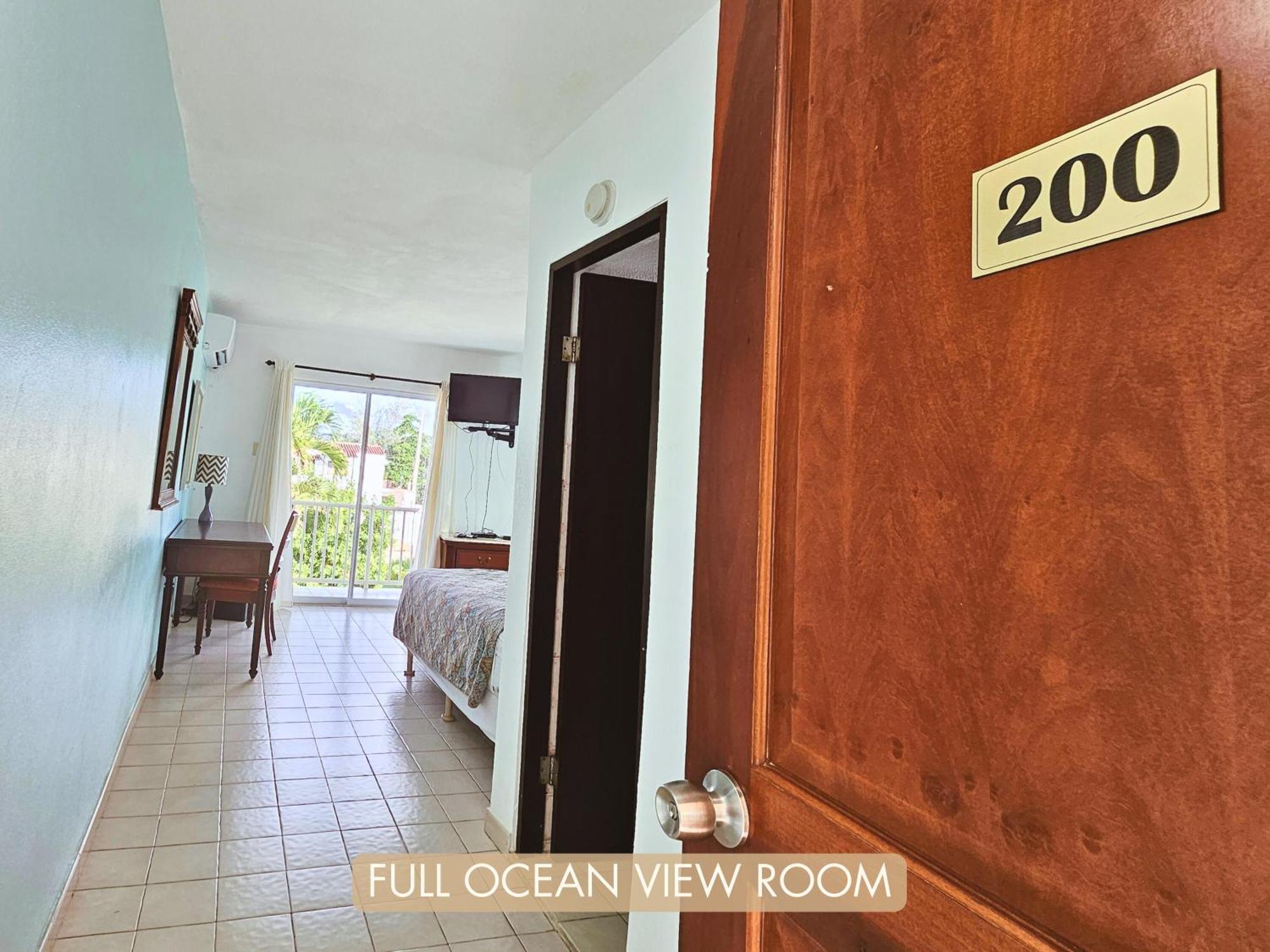 Selva Boutique Hotel - Luquillo Oceanfront Retreat - Adults Only Экстерьер фото