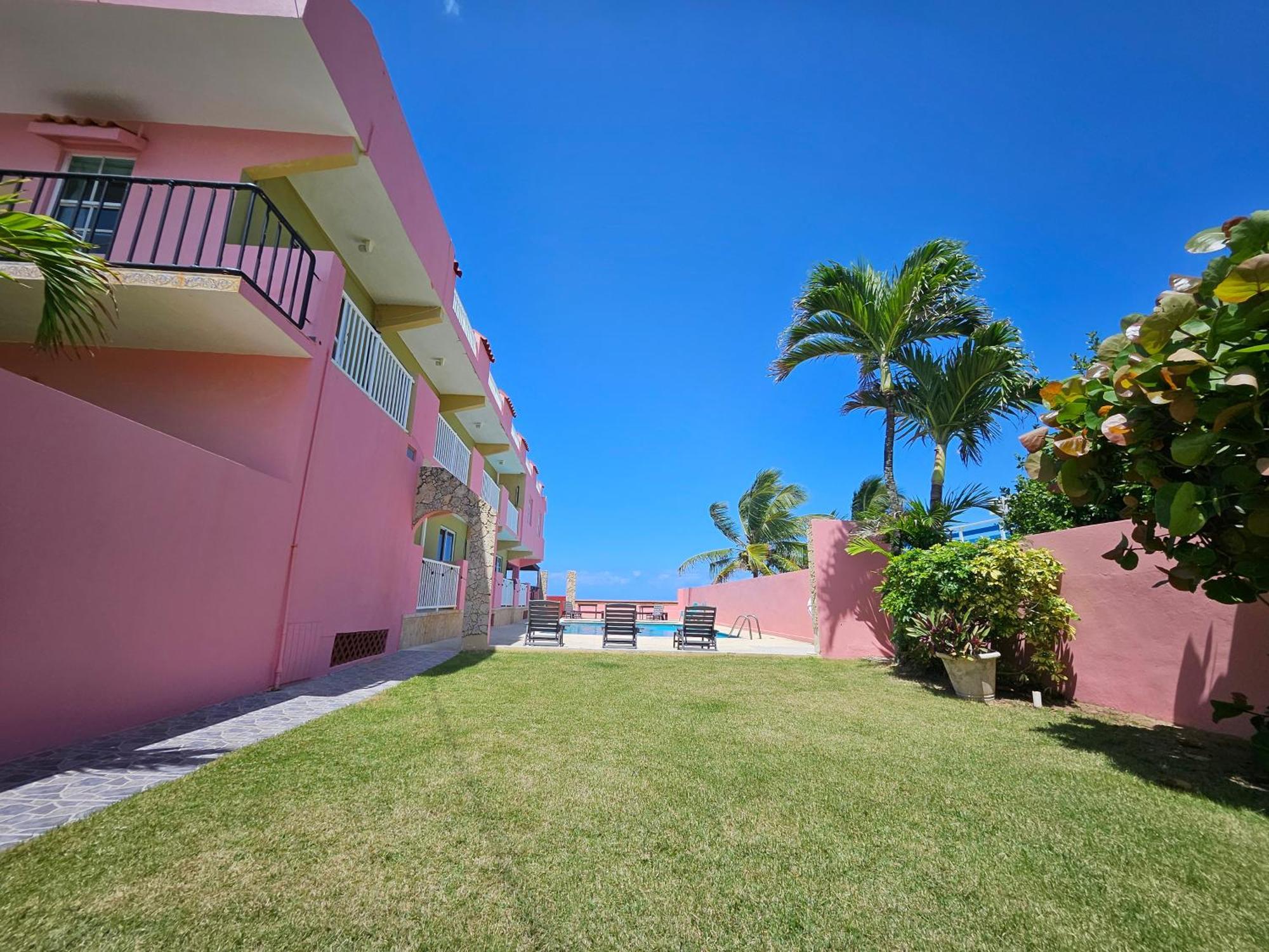Selva Boutique Hotel - Luquillo Oceanfront Retreat - Adults Only Экстерьер фото