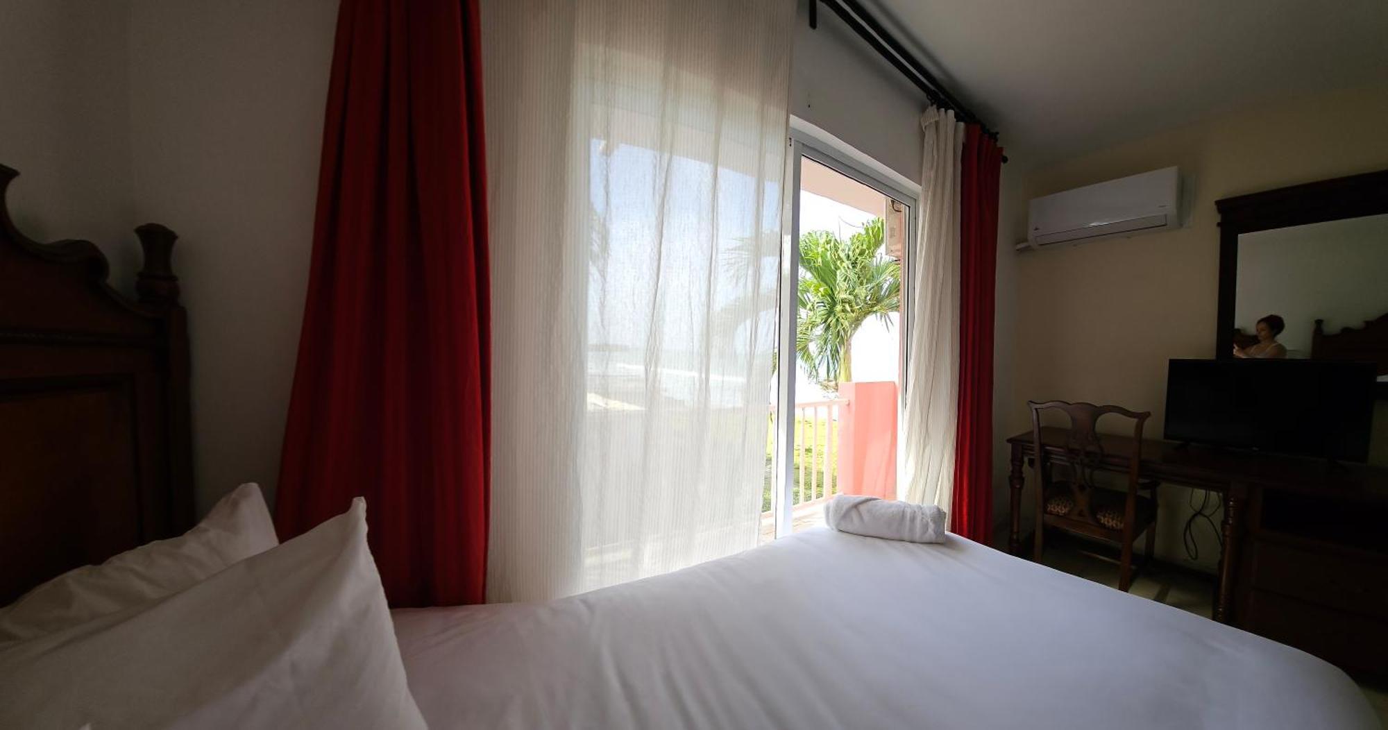 Selva Boutique Hotel - Luquillo Oceanfront Retreat - Adults Only Экстерьер фото